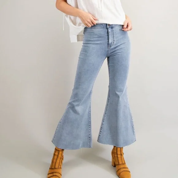 Ankle Cropped Jeans - Picture 4 of 5